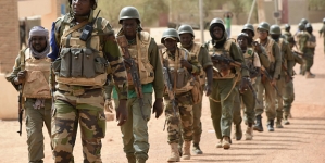 4 hostages freed from Mali hotel after standoff with jihadis that