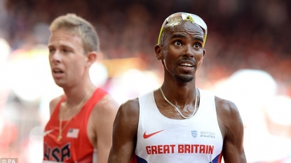 Mo Farah suffers scare before qualifying for the 5000m final