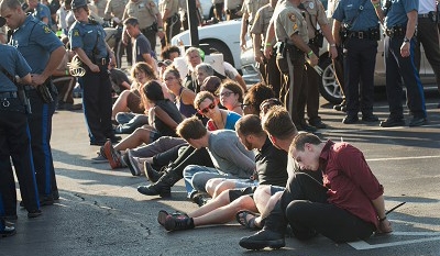 More arrests for disruption as Ferguson protests continue