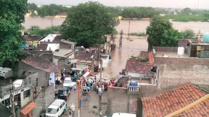 More than 180 die in floods in four states, 71 in Gujarat