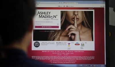 Multiple local government email addresses found in Ashley Madison hack