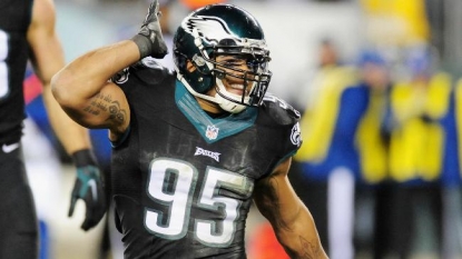 Eagles sign LB Kendricks to four-year extension