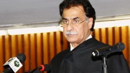 Captain bold Ayaz Sadiq