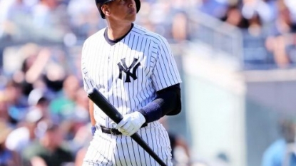 Brett Gardner: Yankees Outfielder Hit By Fan Throwing Home Run Back