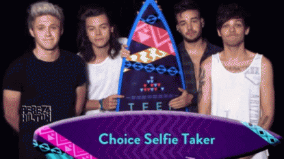 Nina Dobrev Chokes Up During Emotional Acceptance Speech At Teen Choice Awards