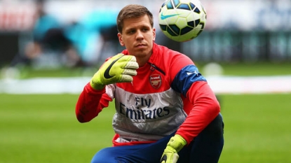 Arsenal goalkeeper Wojciech Szczesny sparks Roma talk