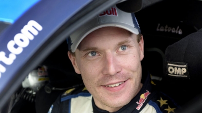 Ogier leads on Finland first day