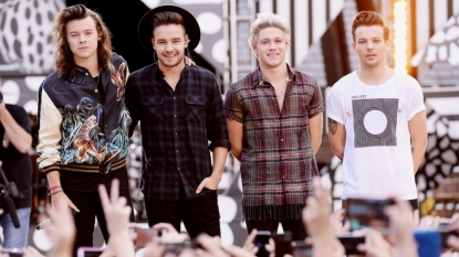 One Direction’s new single ‘Drag Me Down’ tops UK charts