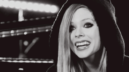 Avril Lavigne Reacts to Taylor Swift Meet and Greet Comparisons