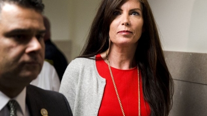 Pennsylvania AG Kathleen Kane’s twin sister acts as media decoy for