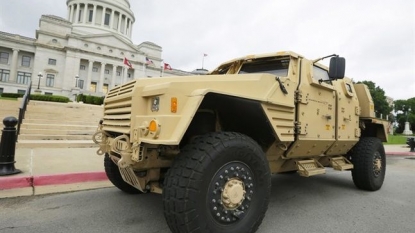 Pentagon taps Oshkosh to build next Humvee