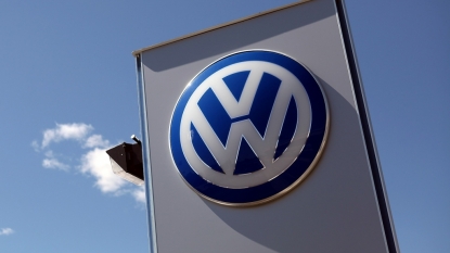 Volkswagen recalls 420000 vehicles for air bag issue