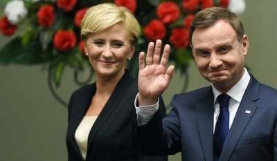 Poland’s conservative president, Andrzej Duda, takes office