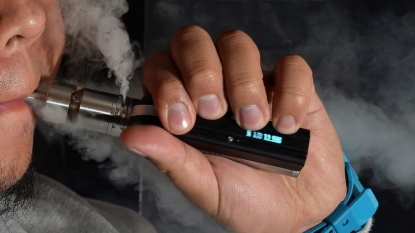 Public health lobby give green light to e-cigs