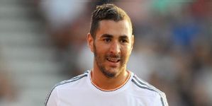 Real Madrid will accept £50m Arsenal bid for Karim Benzema