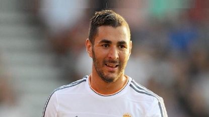 Real Madrid will accept £50m Arsenal bid for Karim Benzema