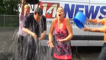 Red Sox bring back ice bucket challenge