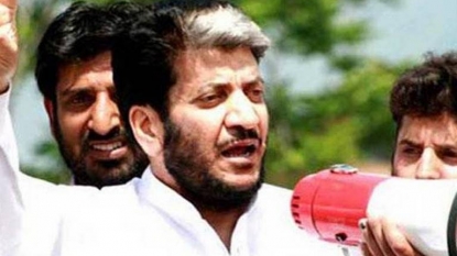 Shabir Shah Detained At Delhi Airport