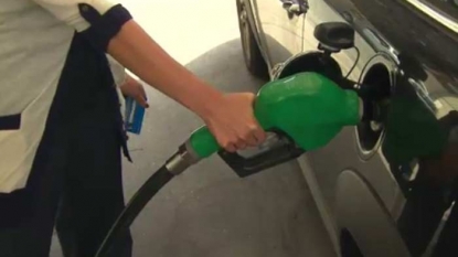 Gasoline analyst: Wichita gas prices are likely to keep falling