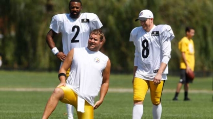 Steelers kicker out for year with torn ACL