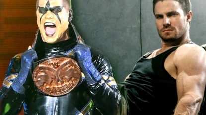 Stephen Amell Is Bringing His ‘Arrow’ Suit to the WWE’s ‘SummerSlam’