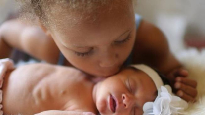 Golden State Warriors star Stephen Curry shares photo of Riley, Ryan