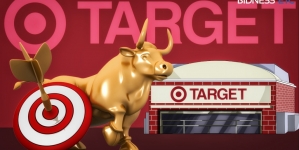 Target posts 2Q profit, results beat Street expectations