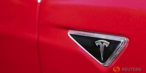 Security Flaw: Tesla S Model Hacked Remotely