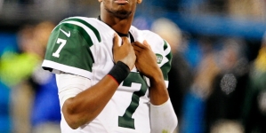 Jets QB Geno Smith Suffers Broken Jaw In Locker Room Fight