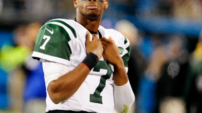 Jets QB Geno Smith Suffers Broken Jaw In Locker Room Fight