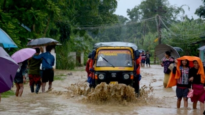 India mudslide: More than 20 feared dead