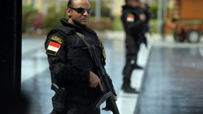 Three cops wounded after blast in Egypt