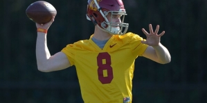 Trojans quarterback Ricky Town will transfer to another school