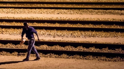 UK police probe migrant who allegedly walked Channel Tunnel