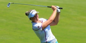 Canadian teen Brooke Henderson granted LPGA membership