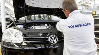 Volkswagen sold more vehicles than Toyota in first half of 2015