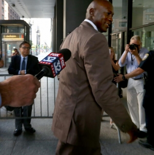 Michael Jordan testifies against defunct grocery store that misused his image