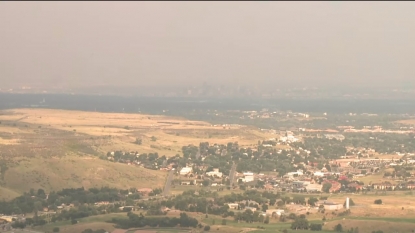 Wildfire haze prompts smoke advisory for northern Colorado