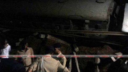 2 trains derail in central India, casualties unknown