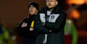 Bees boss axed after Owls defeat