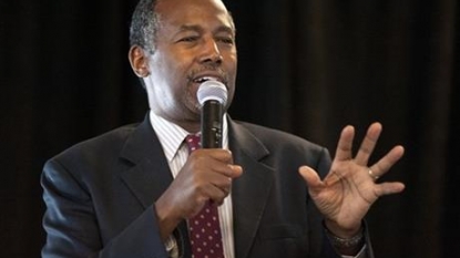 Carson draws close behind Trump in new poll