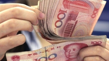 China’s fiscal revenue growth plummets