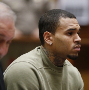 I’m coming: Chris Brown tells fans