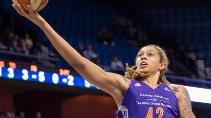 Griner has 18 points, 11 blocks as Mercury beat Shock 88-55