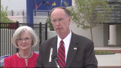 Governor Robert Bentley & wife reach divorce settlement