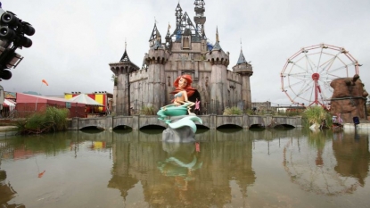 Dismaland Calais: Banksy is turning park into refugee shelter