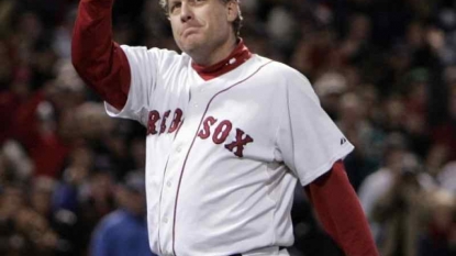 ESPN reinstates Curt Schilling after 1-month suspension for anti-Muslim tweet