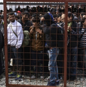 Serbia and Croatia continue to clash over migrant surge