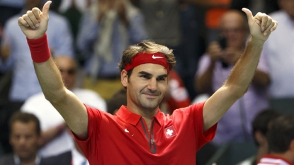 Federer, Swiss lose Davis Cup doubles match to Netherlands