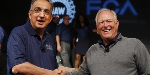 Fiat Chrysler, UAW Extend Contract, Continue Negotiating